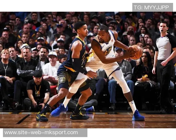 HoopsHype百大球员榜单揭晓里夫斯52杰伦格林64欧文79乔治82名次引关注 HoopsHype百大球员榜单揭晓里夫斯52杰伦格林64欧文79乔治82名次引关注