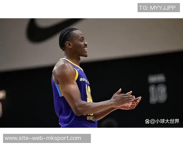 黄蜂正式签约NCAA得分王埃里克狄克逊前湖人球员重返赛场 黄蜂正式签约NCAA得分王埃里克狄克逊前湖人球员重返赛场