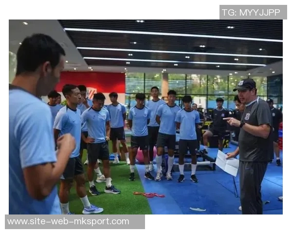 申花一线队国庆假期后重返训练场备战新赛季 申花一线队国庆假期后重返训练场备战新赛季