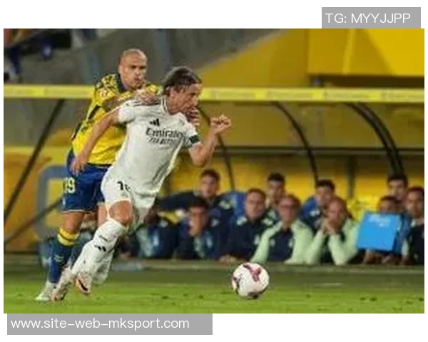 西甲身价榜更新亚姆贝领衔维尼修斯第四佩德里紧随其后 西甲身价榜更新亚姆贝领衔维尼修斯第四佩德里紧随其后