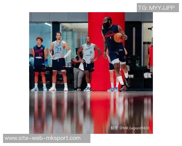 哈登季前赛表现平平场均仅得6分助攻77命中率波动大引发关注