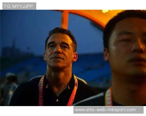 杰弗森谈小卡薪资争议表示无球员在意唯一遗憾是自己未能获得这笔巨款