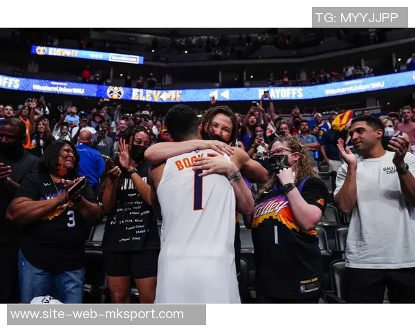 快船队启程前往休斯敦哈登与小卡登机照引发球迷热议 快船队启程前往休斯敦哈登与小卡登机照引发球迷热议