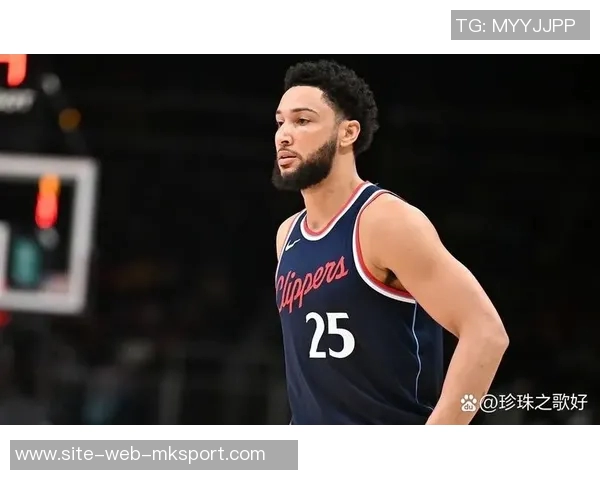 西蒙斯强调高强度防守是绿军标准努力融入球队防守体系